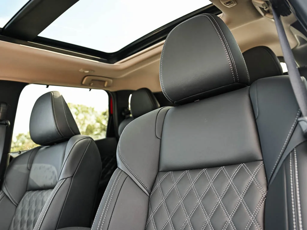 2025 Mitsubishi Outlander Plug-in Hybrid SEL - Photo 20