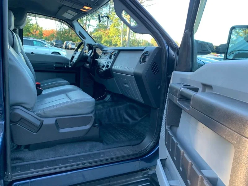 Used 2016 Blue Ford XL Pickup 4D 8 ft image 30