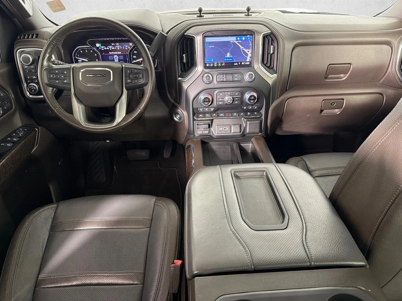 Used 2019 White GMC Denali image 24