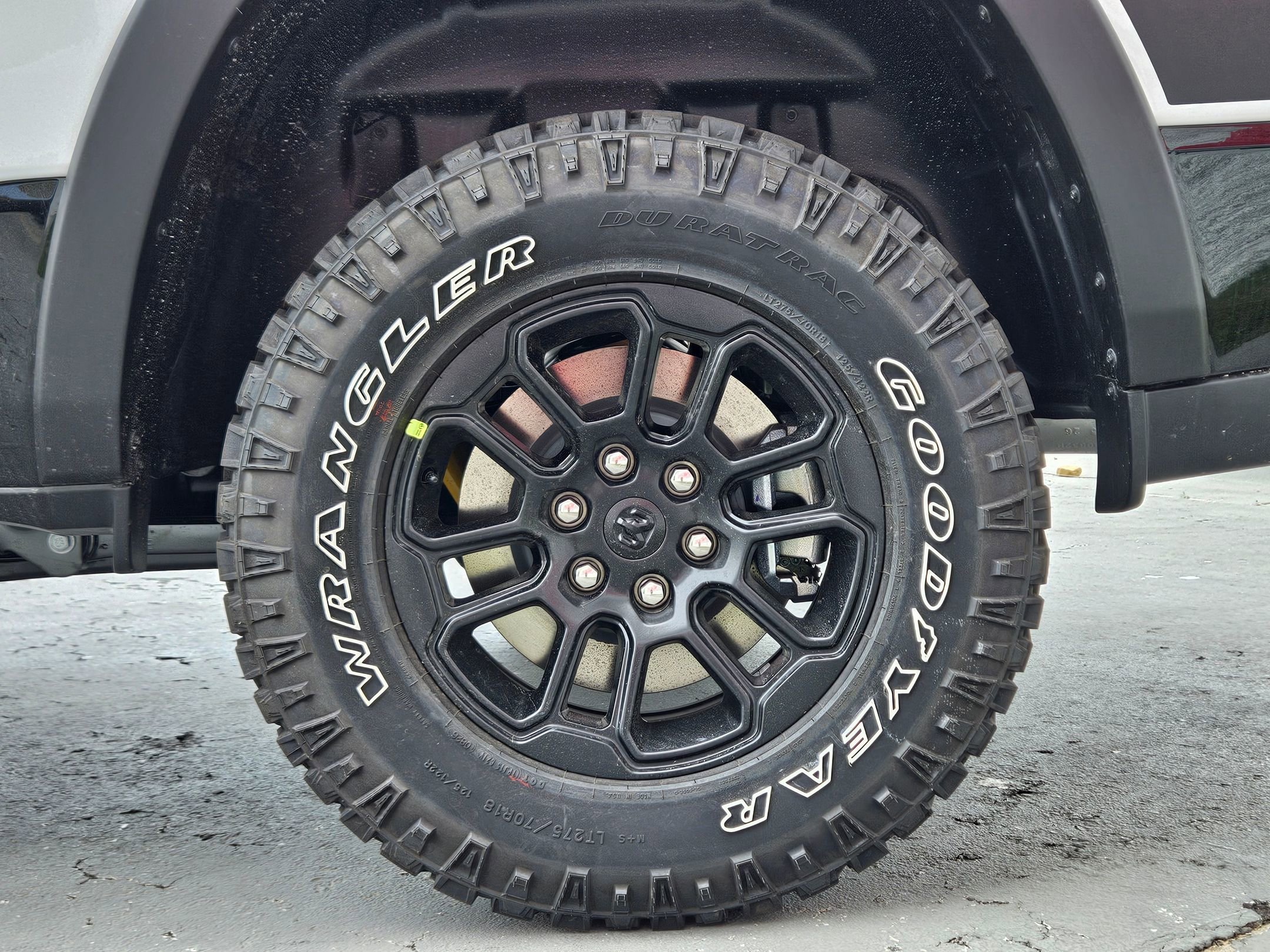 New 2026 Bright White Clear-Coat Exterior Paint RAM Rebel image 25