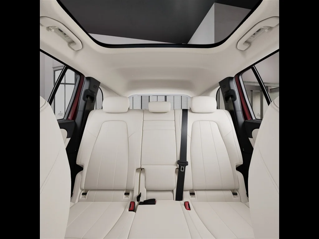 New 2026 Manufaktur Patagonia Red Metallic Mercedes-Benz GLB 250 4MATIC® image 44