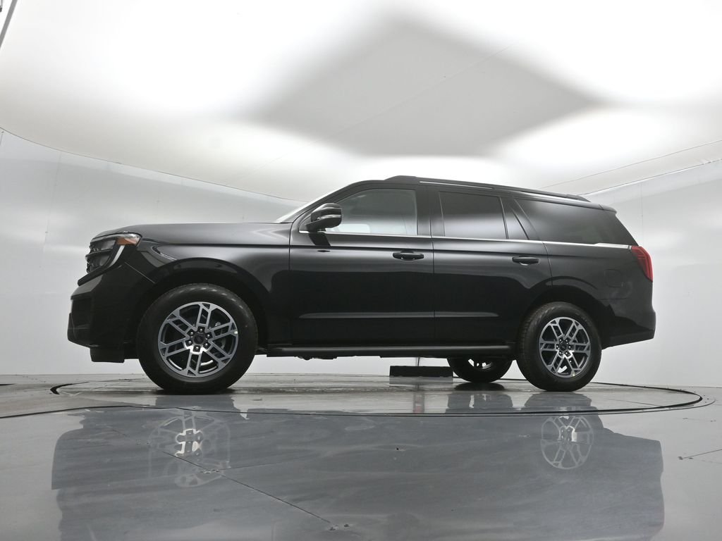 New 2026 Agate Black Metallic Ford Active image 50