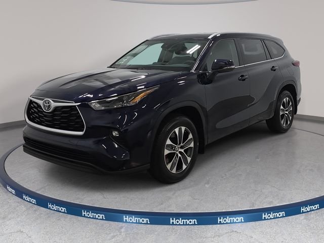 2025 Toyota Highlander XLE