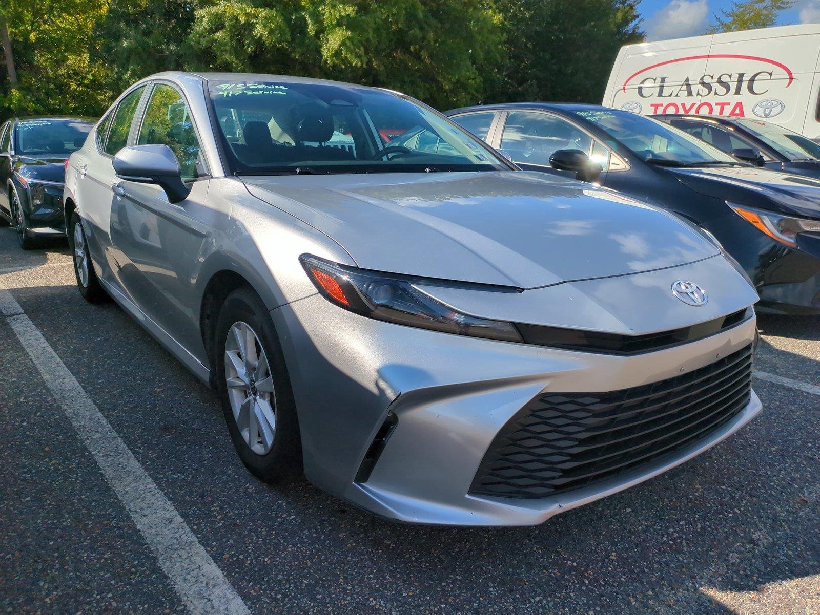 Used 2025  TOYOTA  image 2