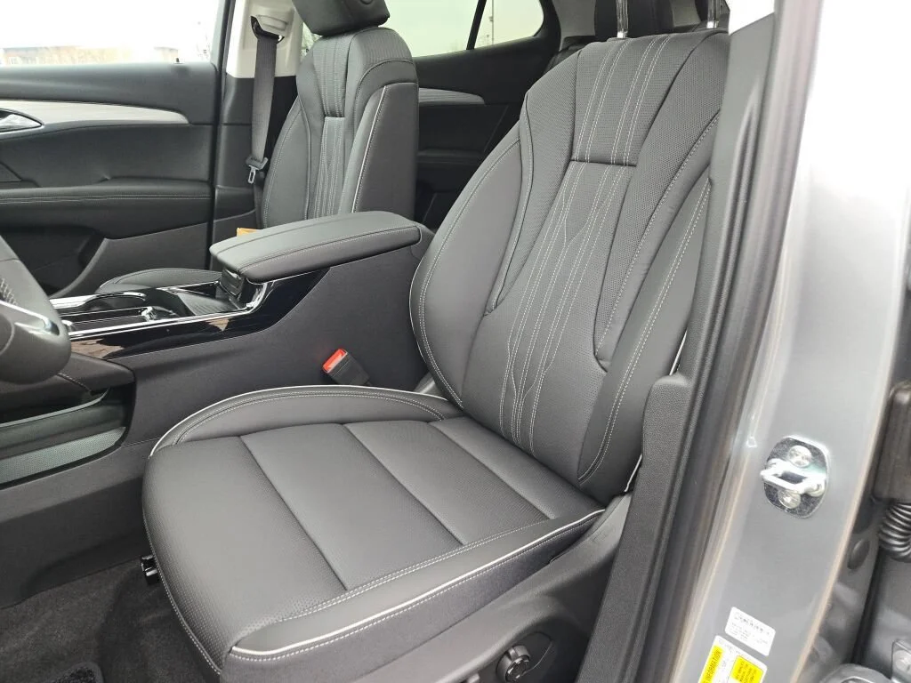 New 2026 Moonstone Gray Metallic Buick Avenir image 25