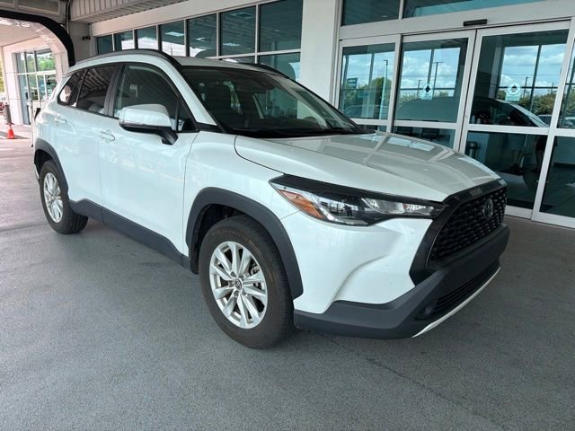 2022 Toyota Corolla Cross LE FWD's photo