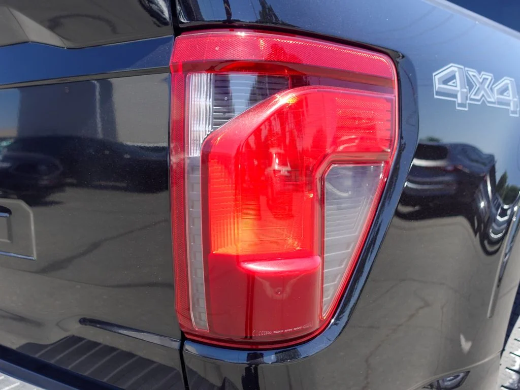 Used 2024 Agate Black Metallic Ford XLT image 7