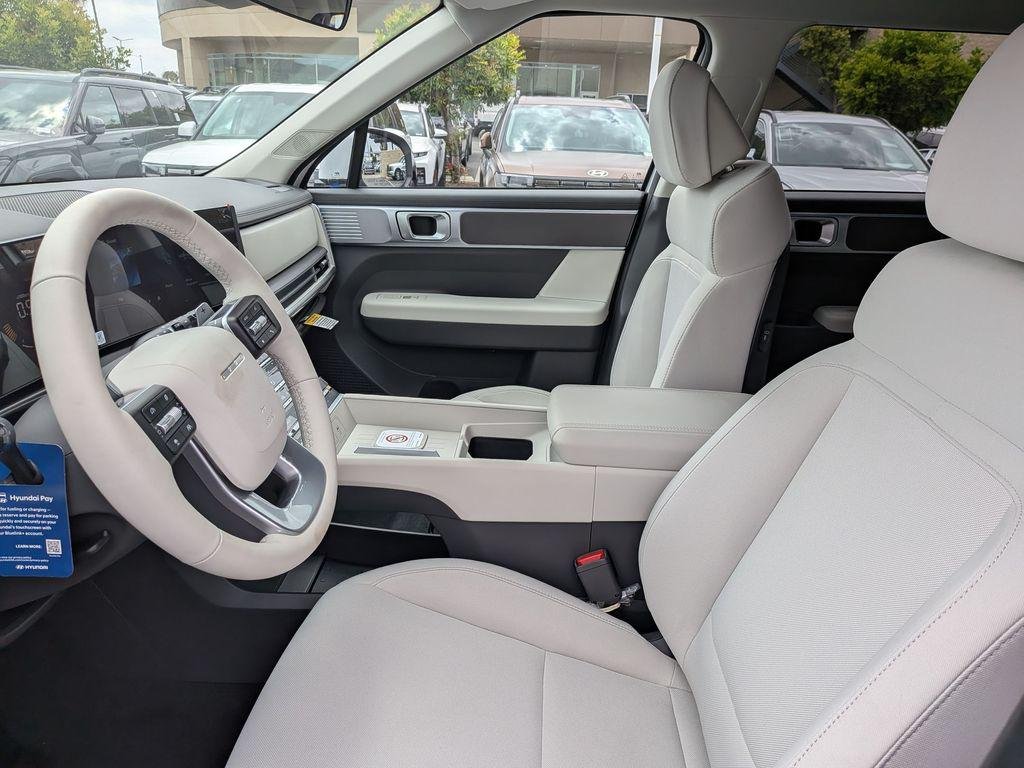 New 2026 White Hyundai SE FWD image 15