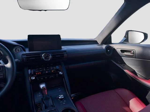 2025 Lexus IS 300 - Photo 20