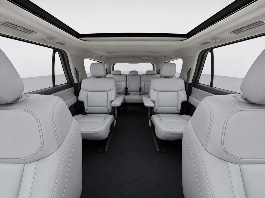 New 2027 Agate Black Metallic Ford MAX Active image 12