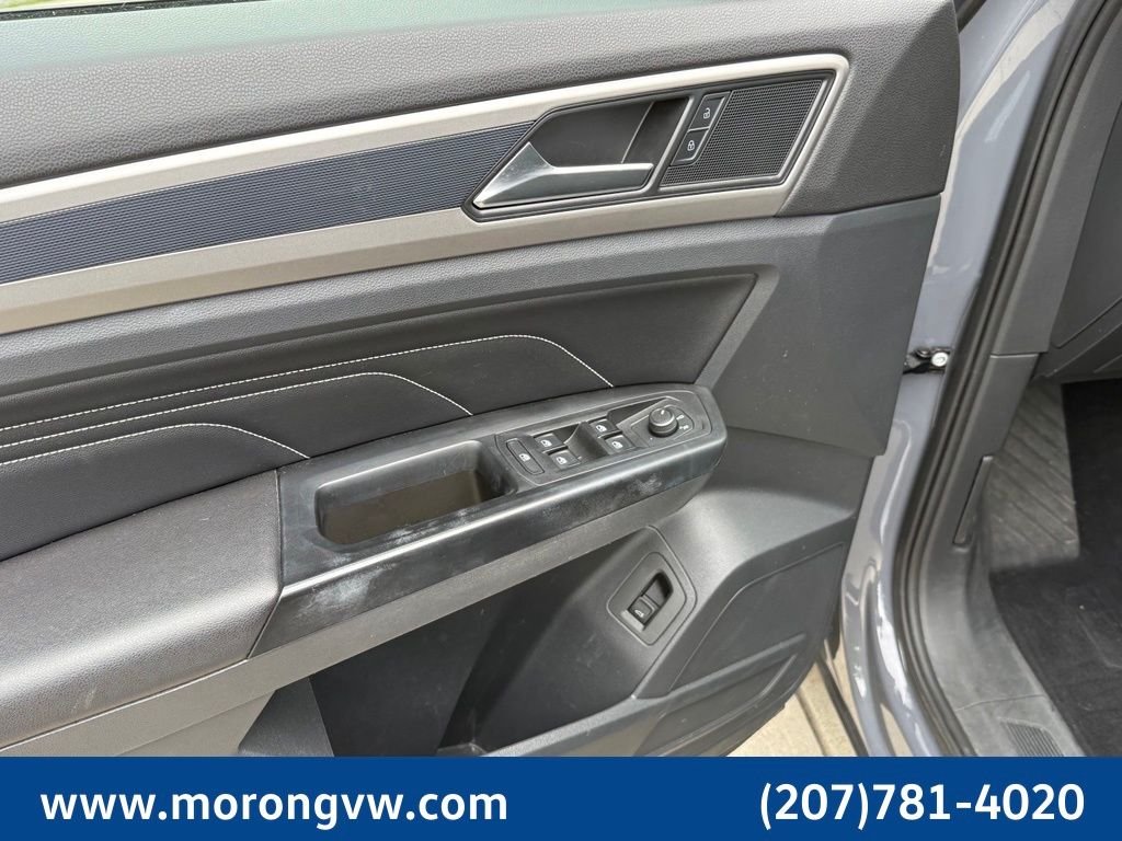 Used 2020 Gray Volkswagen 3.6L V6 SEL image 24