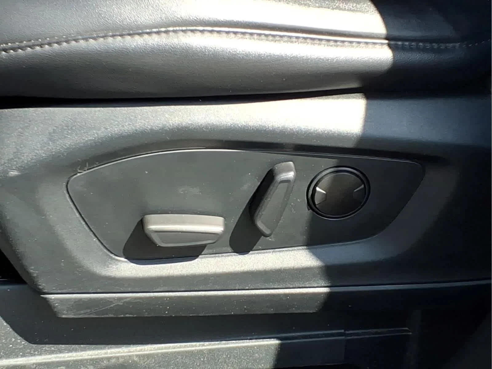 Used 2023 Agate Black Ford XLT image 16