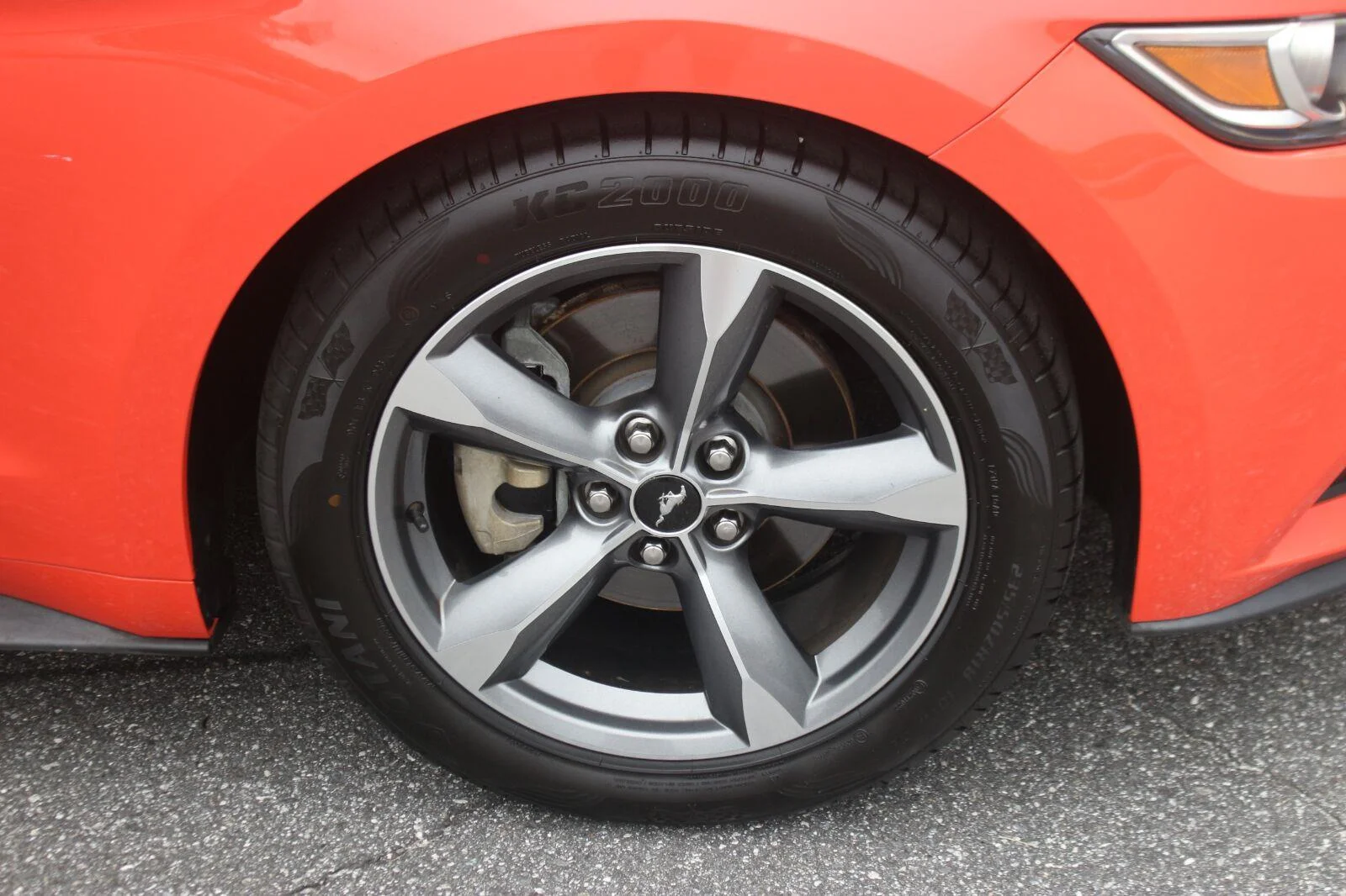 Used 2016  Ford V6 image 31