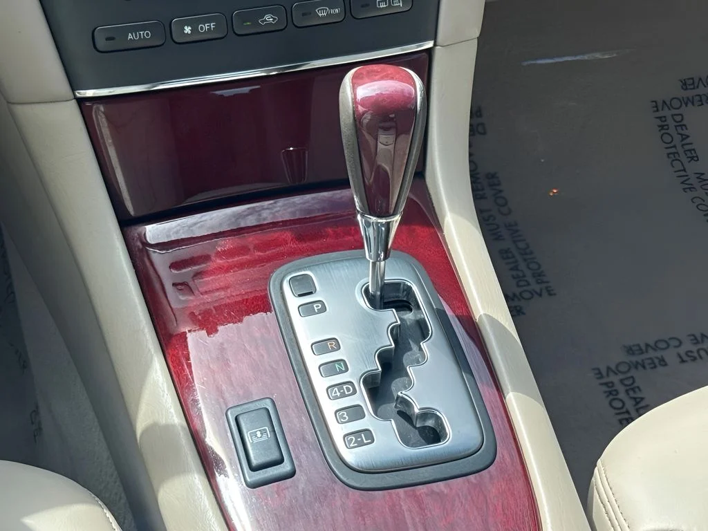 Used 2002 Red Lexus 300 image 17