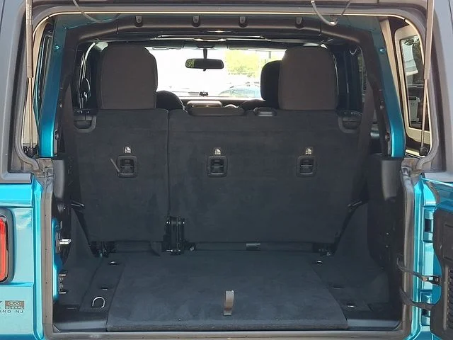 Used 2020 Teal Jeep Unlimited Sport S image 30