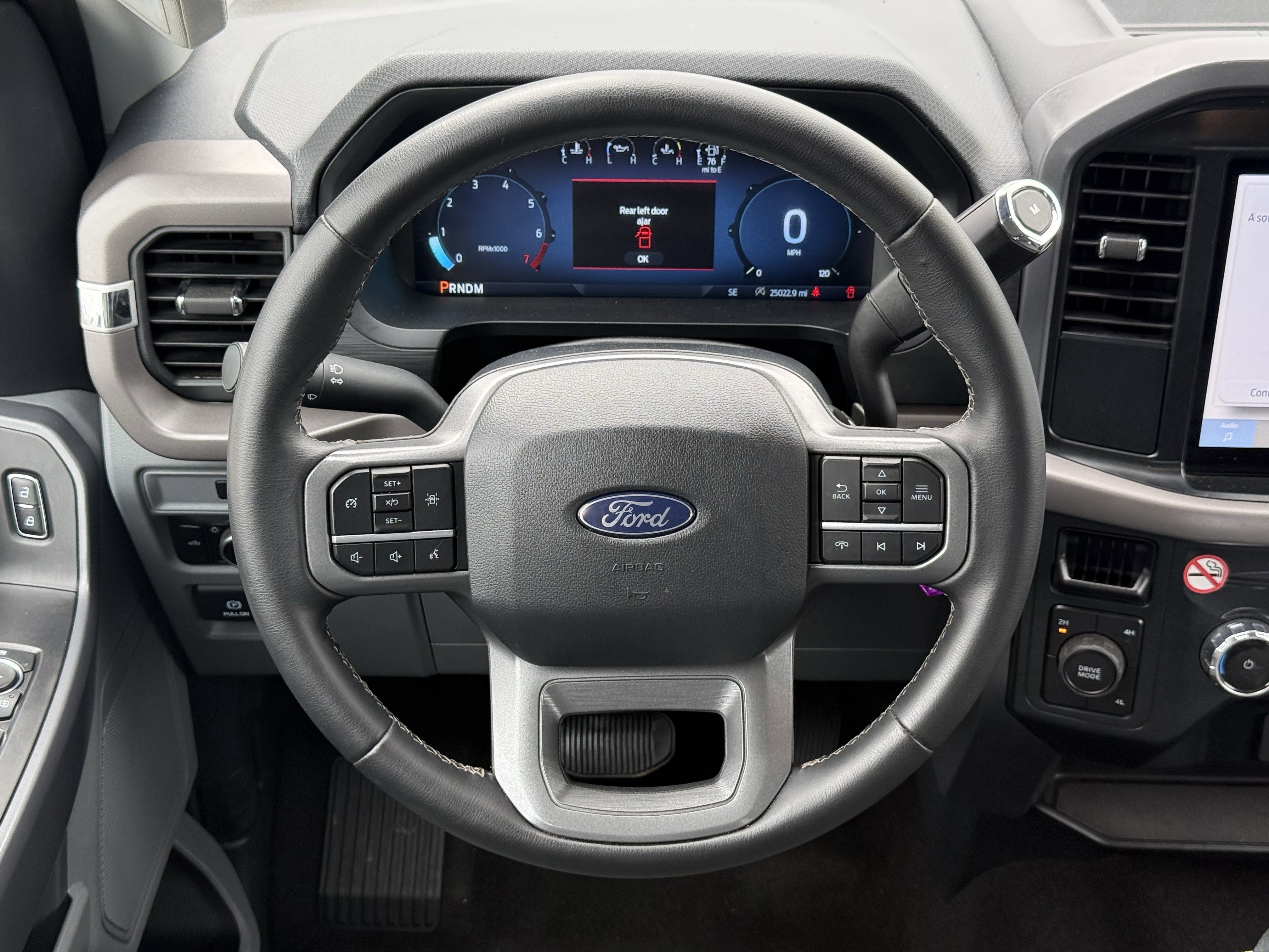 Used 2025 Silver Metallic Ford XLT image 15