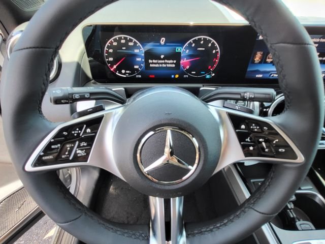 New 2026 Cirrus Silver Metallic Mercedes-Benz GLB 250 image 17