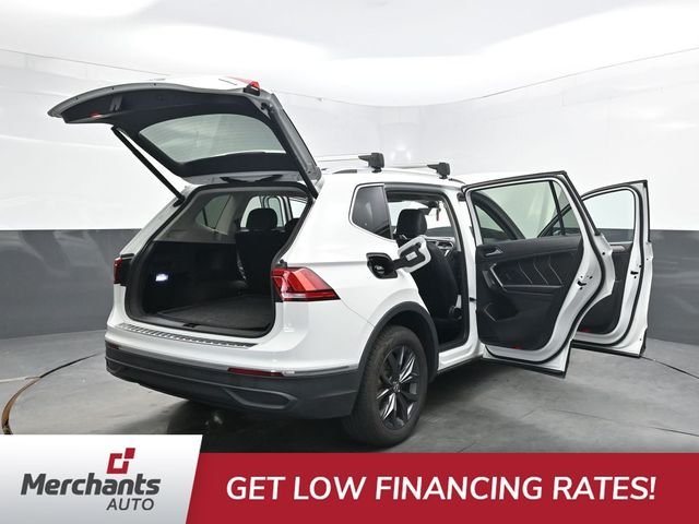 Used 2022 White Volkswagen 2.0T SE image 58