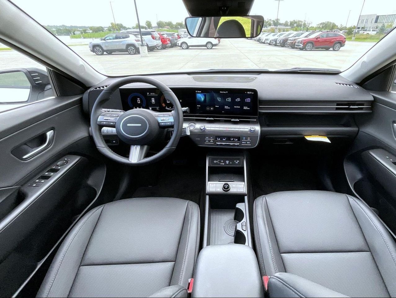 New 2026 White Hyundai SEL Premium image 15
