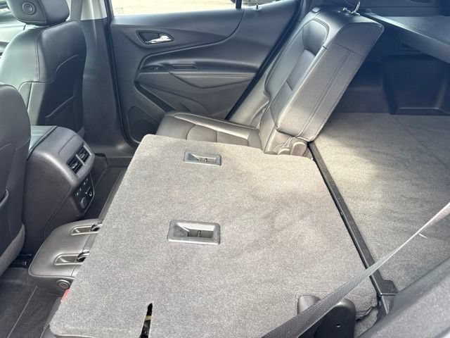 Used 2018 NIGHTFALL GRAY METALLIC Chevrolet Premier image 18