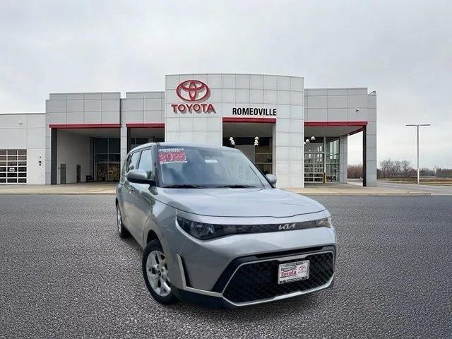 2025 Kia Soul 2.0L LX IVT's photo