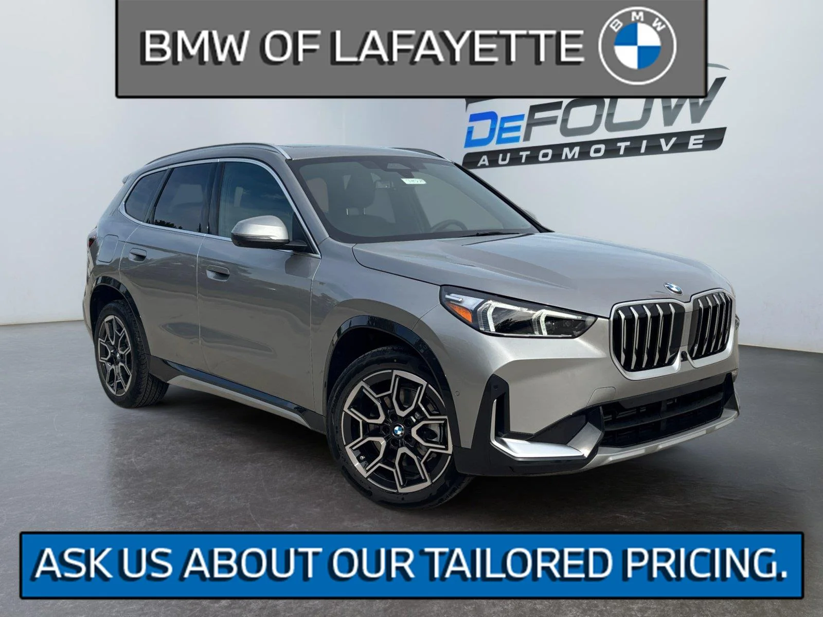 New 2027 Space Silver Metallic BMW xDrive28i image 1