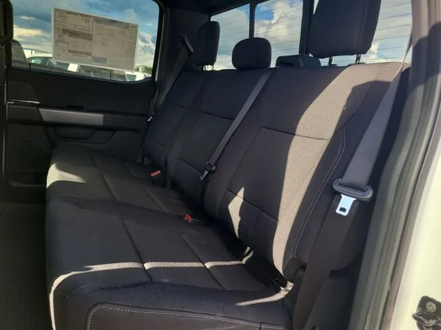 New 2026 Oxford White Ford XLT image 13