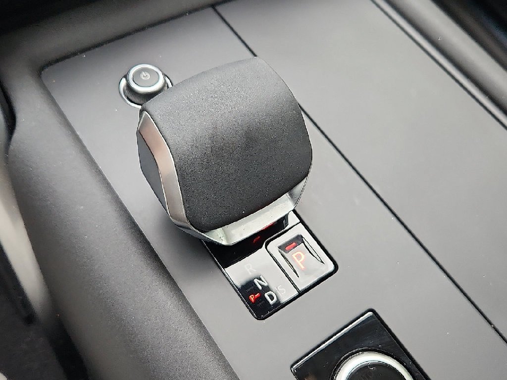2025 Land Rover Discovery S - Photo 15