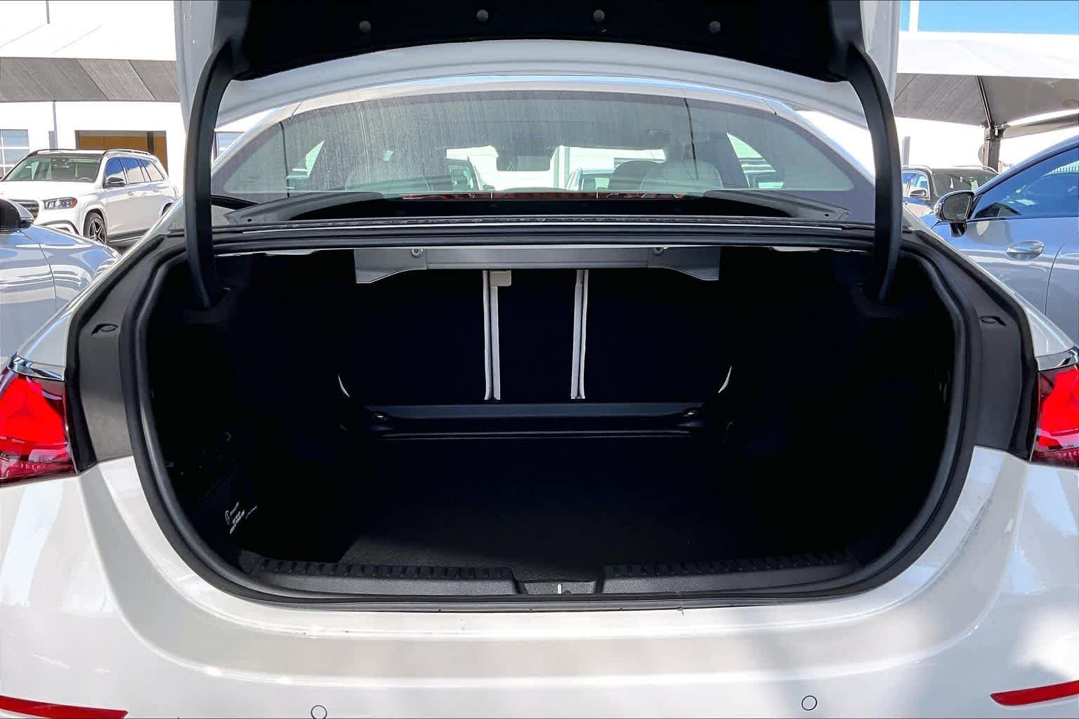 New 2026 Polar White Mercedes-Benz E 450 image 14
