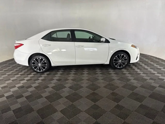 Used 2015 White Toyota S Plus image 6