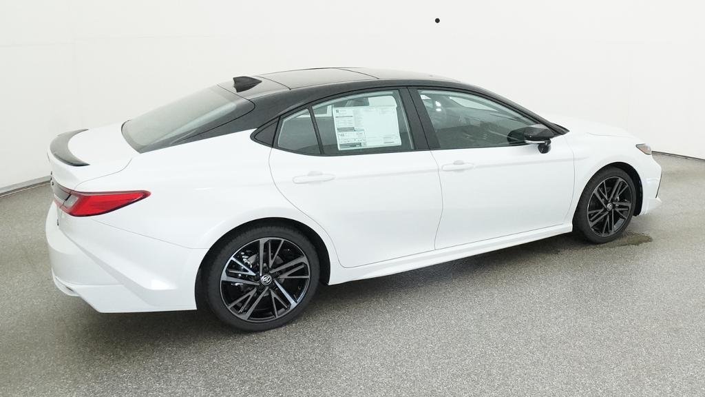 New 2026 Wind Chill Pearl with Midnight Black Metallic roof Toyota XSE image 16