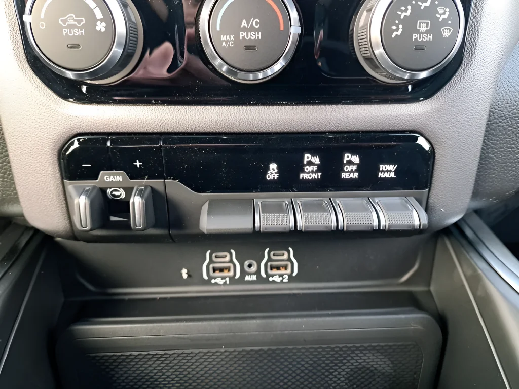 2026 RAM 1500 Big Horn/Lone Star - Photo 26