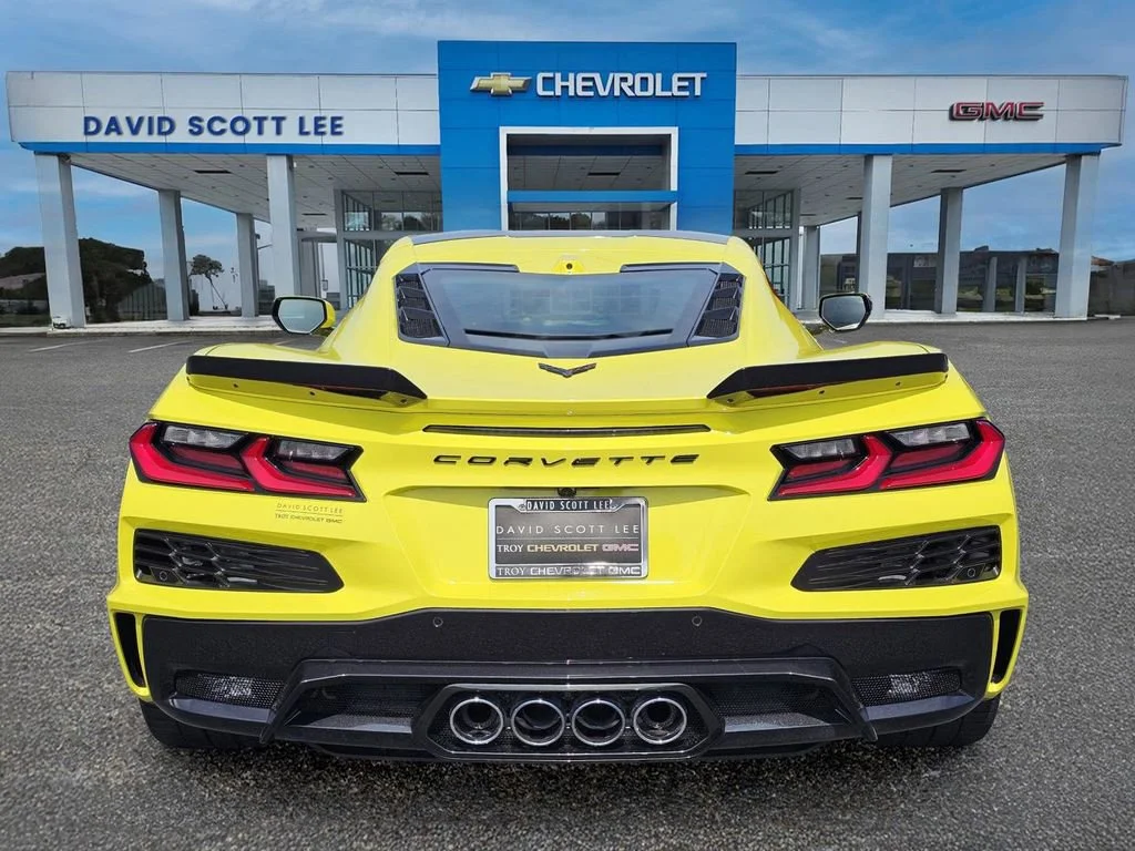 Used 2023 Accelerate Yellow Metallic Chevrolet 2LZ image 11