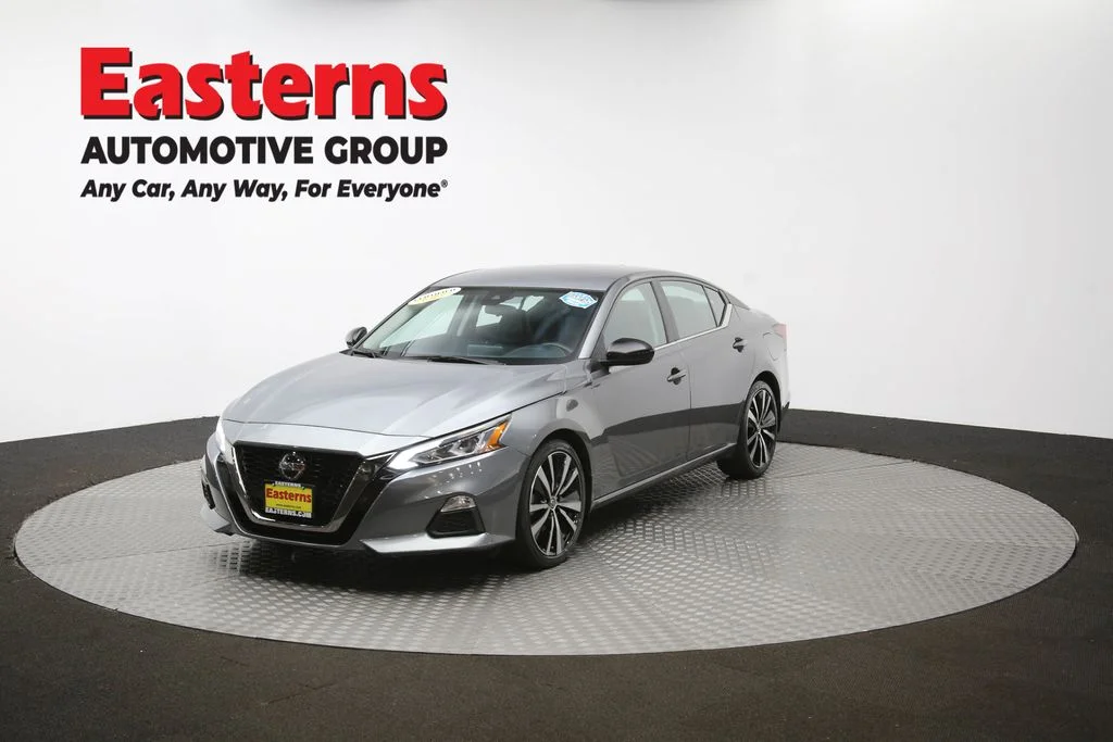 Used 2022 Gray Nissan 2.5 SR image 52