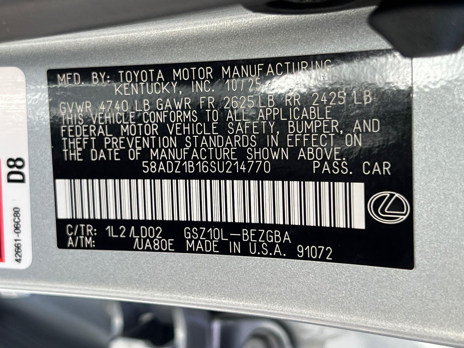 2025 Lexus ES 350 - Photo 27