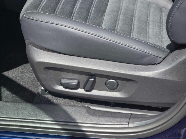 2025 Mitsubishi Outlander SE - Photo 16