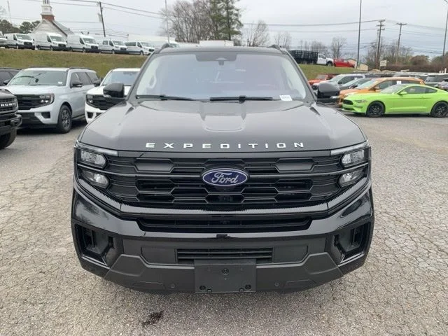 New 2025 Black Ford Active image 3