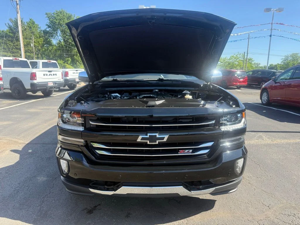 Used 2018 Black Chevrolet LTZ image 52
