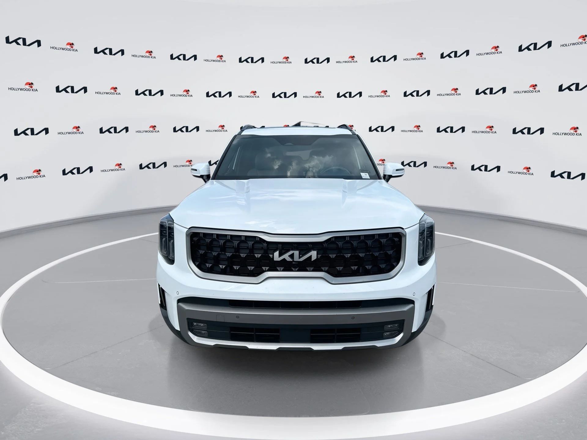 Certified Used 2023 Glacial White Pearl Kia SX X-Pro image 3