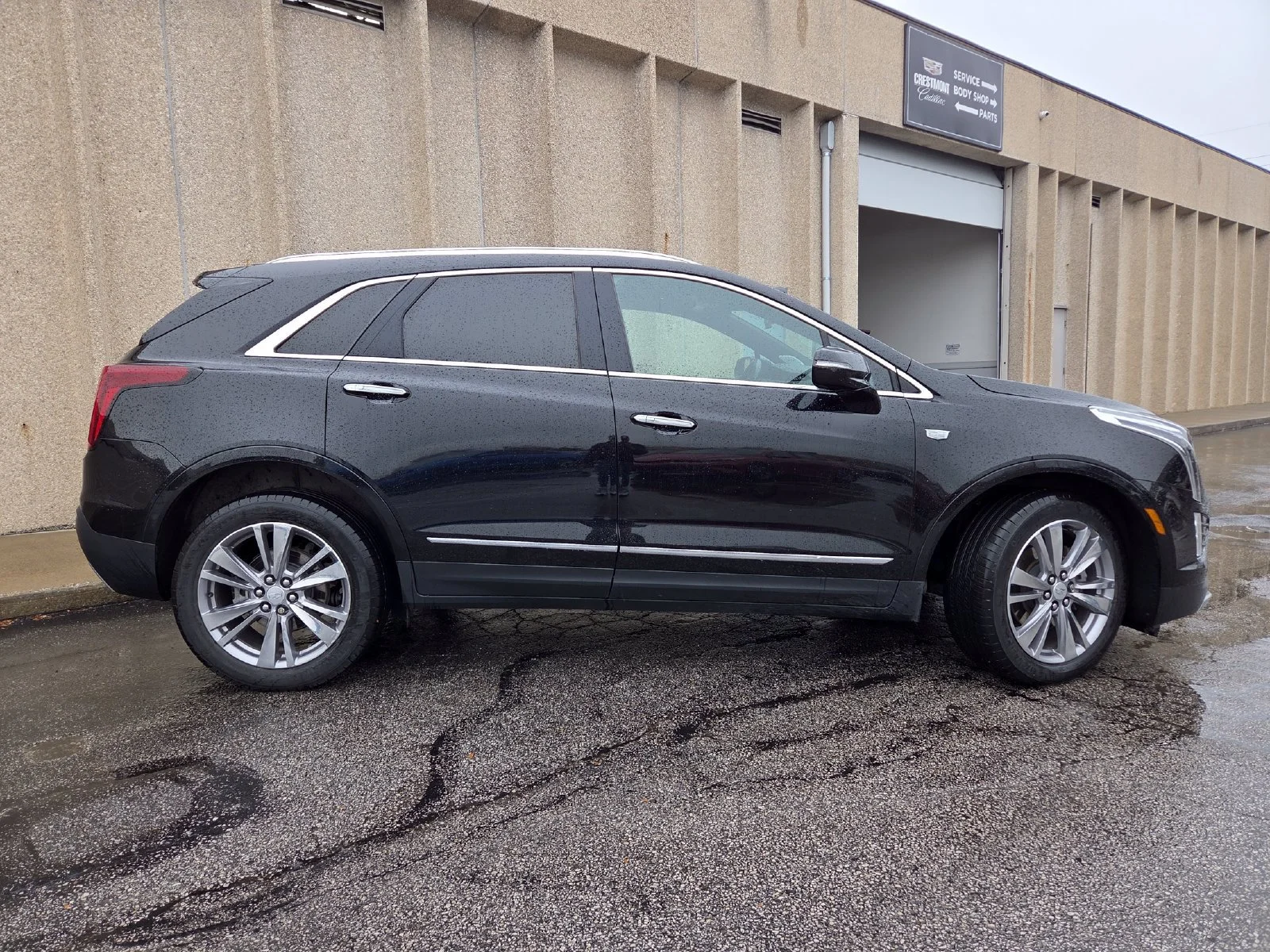 Used 2024 Stellar Black Metallic Cadillac Premium Luxury image 19