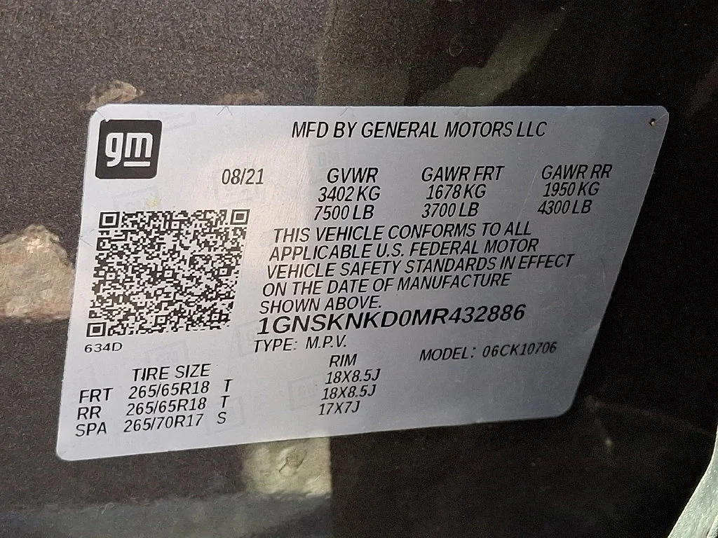 Used 2021 Graywood Metallic Chevrolet LT image 28