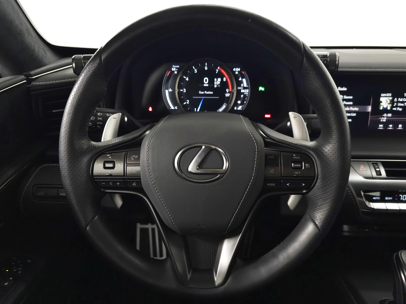 2023 Lexus LC 500 - Photo 18