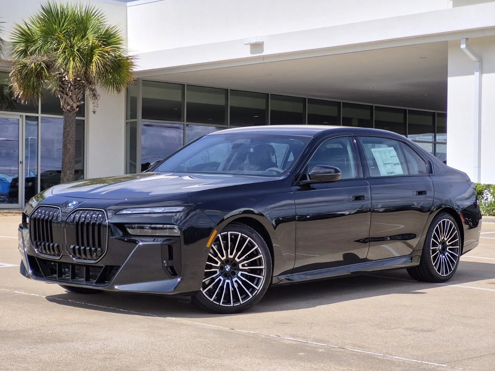 2026 BMW 7 Series 760i xDrive Sedan's photo