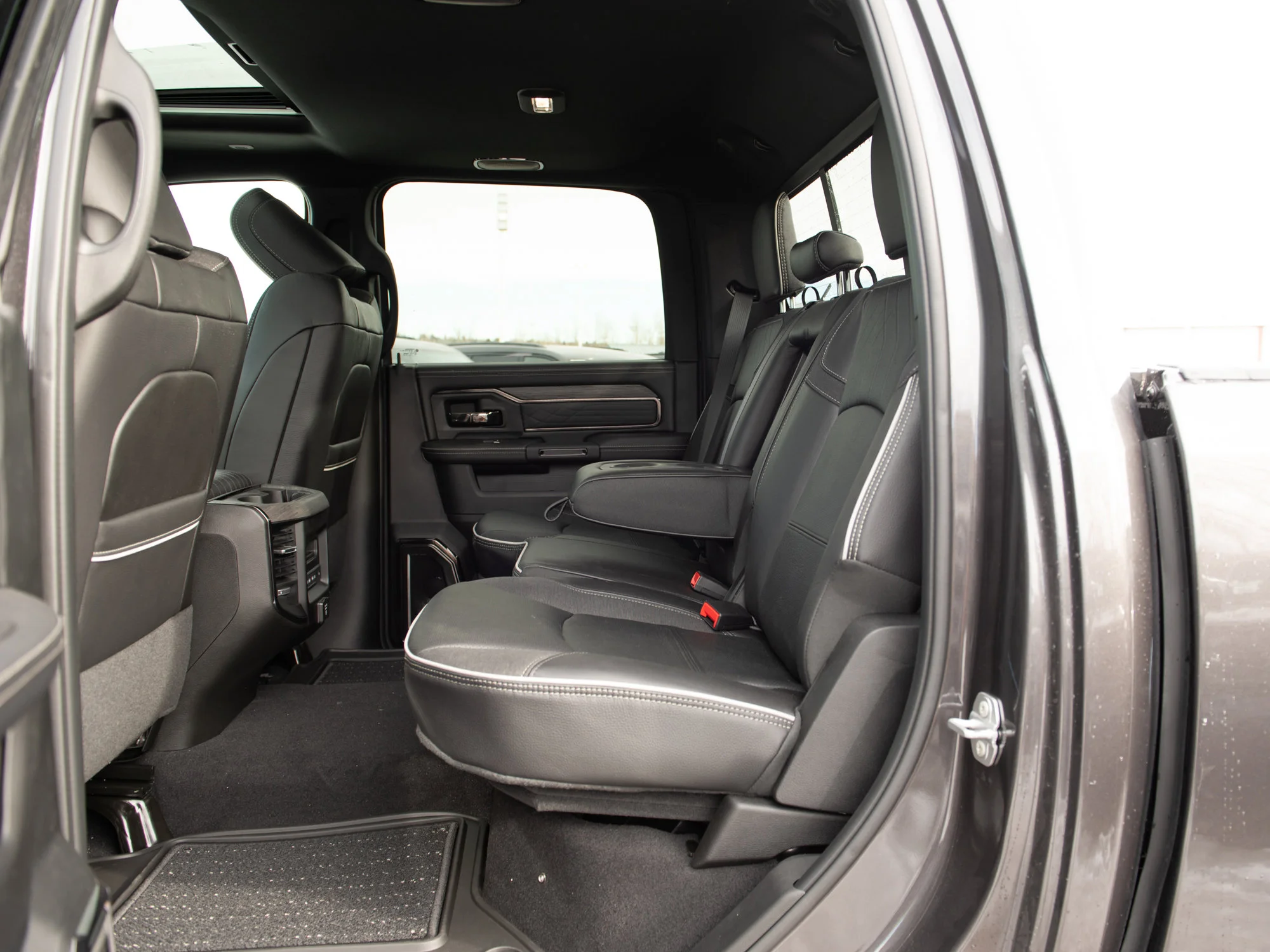 New 2026 Grey RAM Limited* image 26