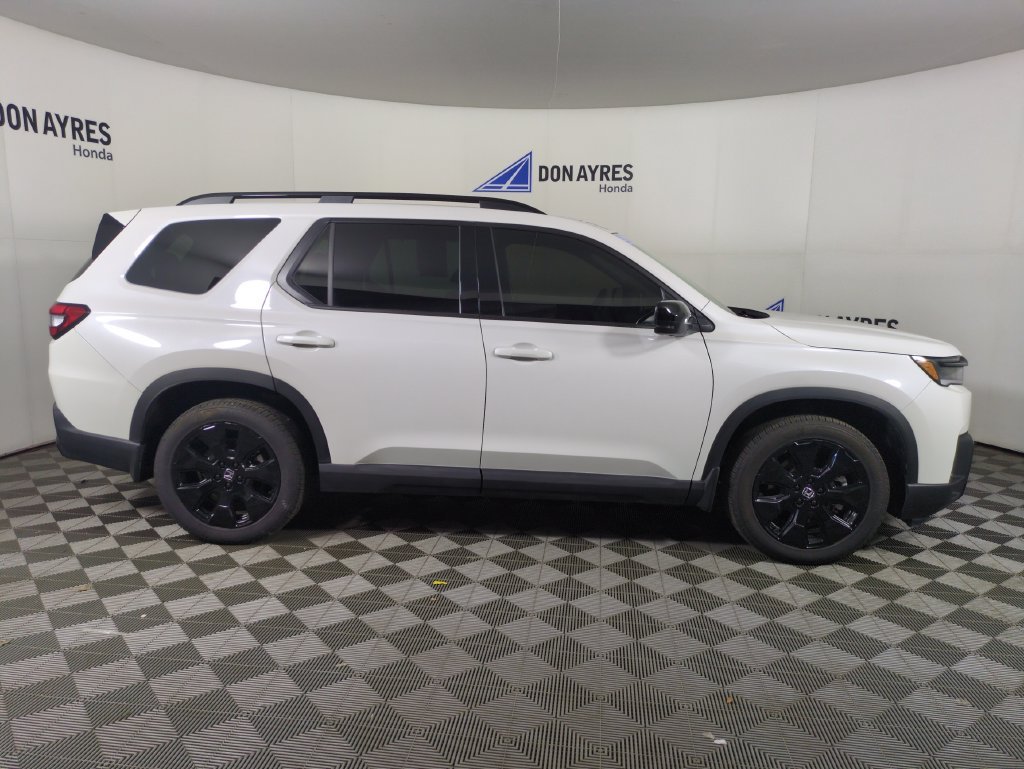 2026 Honda Pilot Black Edition - Photo 11