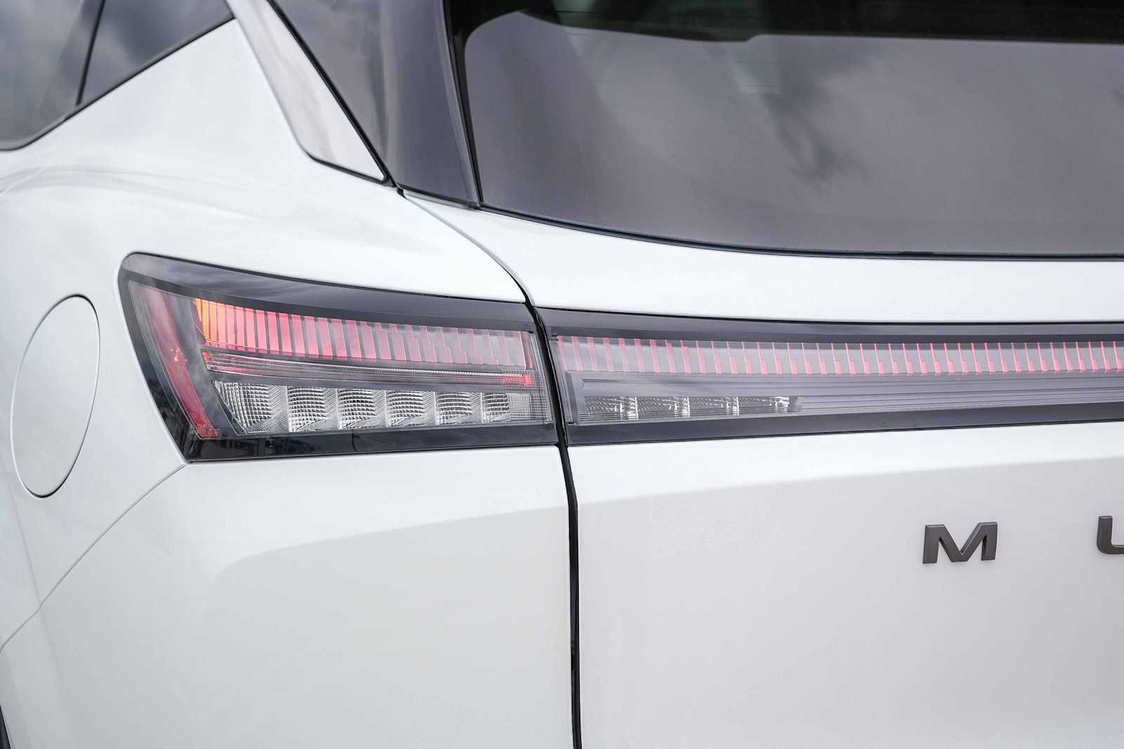 New 2026 Everest White Pearl TriCoat Nissan SV image 9