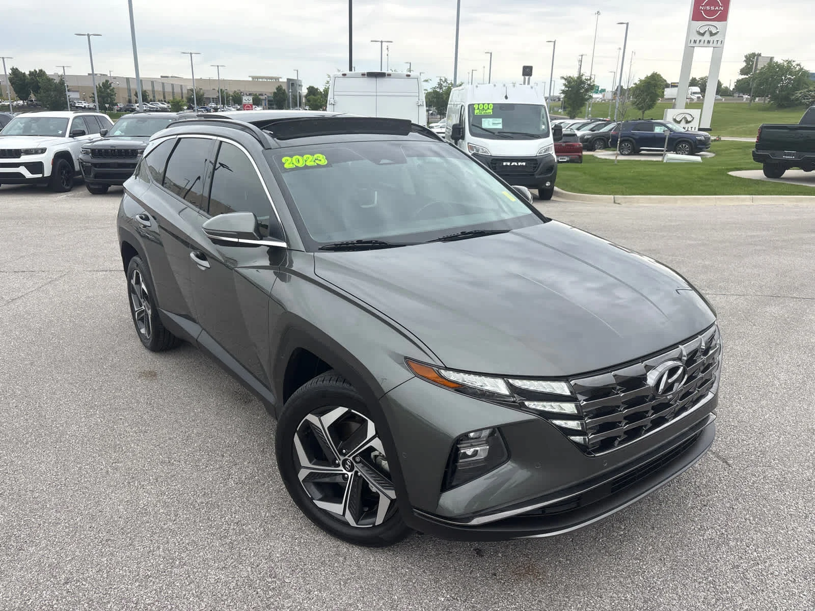 Used 2023 Hyundai Tucson Limited with VIN 5NMJECAE9PH212391 for sale in Kansas City