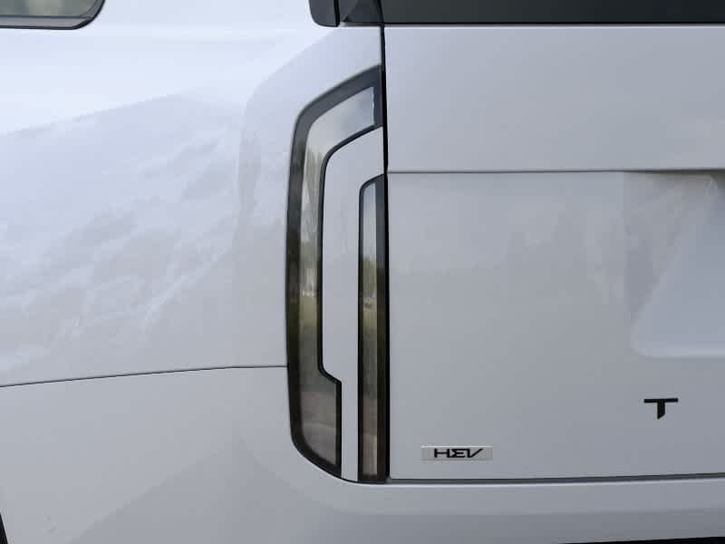 New 2027 Glacial White Pearl Kia X-Line SX-Prestige image 11