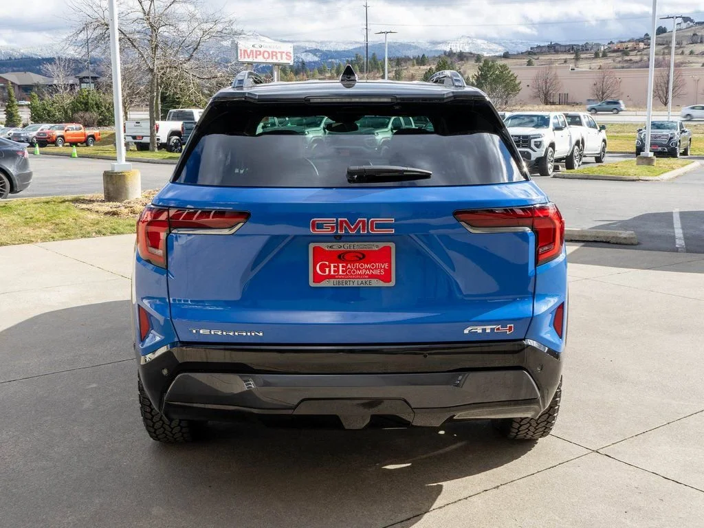 2026 GMC Terrain AT4 - Photo 6