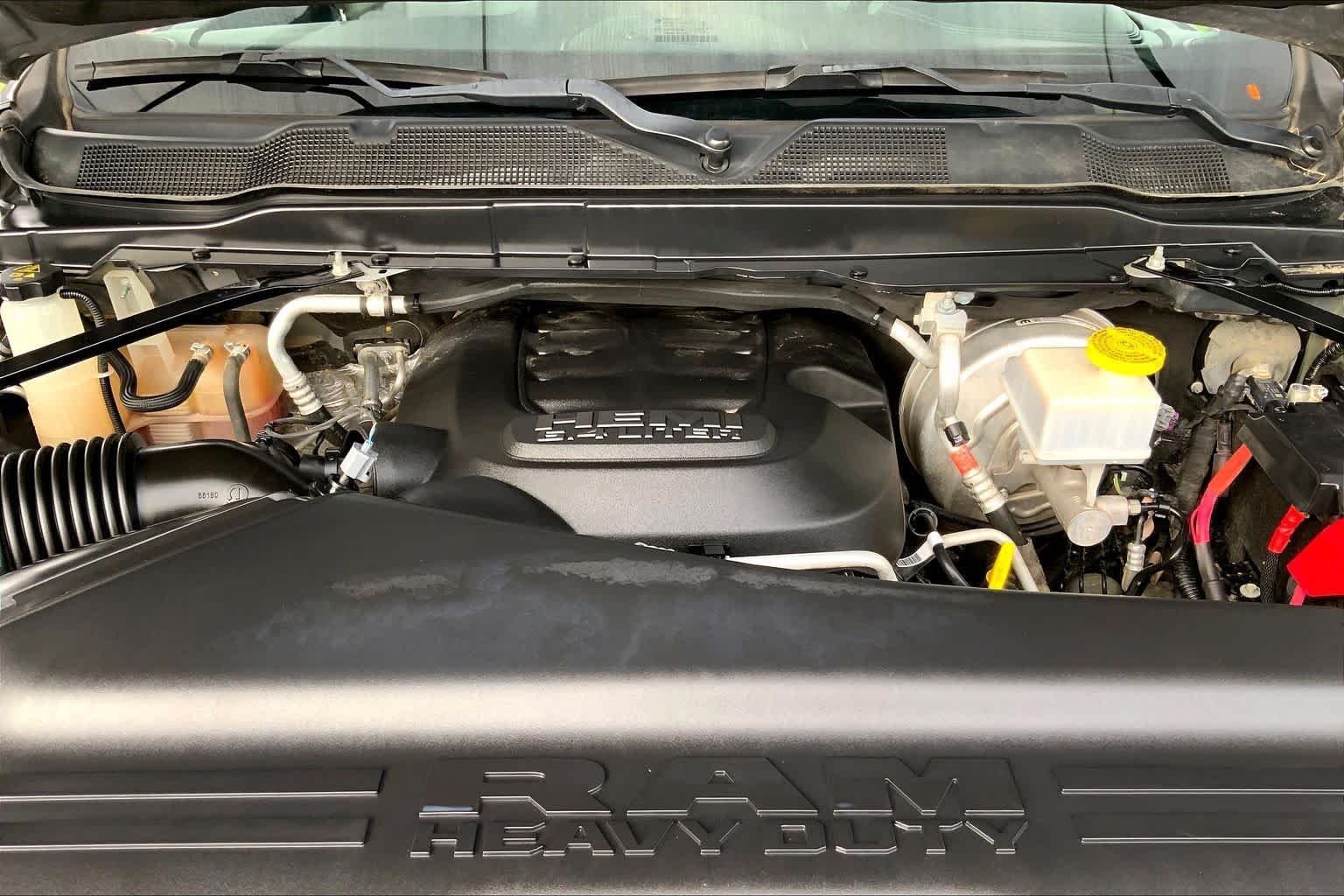 Used 2022 Billet Silver Metallic Clearcoat Ram Power Wagon image 28